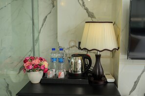Chambre supérieure, vue sur la ville | Bureau, accès au Wi-Fi (inclus)