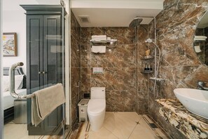 Deluxe Double or Twin Room, City View | Bathroom | Shower, free toiletries, hair dryer, slippers - Bay Luxury Boutique Hotel & Spa - No1 Ngo Huyen (Hanoi)