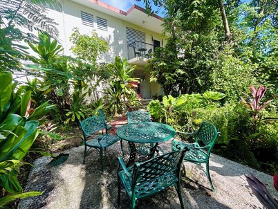 Casa del Mango Four Bedroom Vacation Home in Cabo Rojo PR