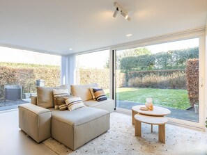 House | Living room