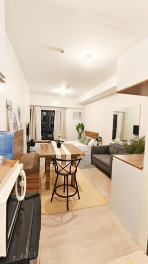 Tabla de planchar con plancha y wifi gratis