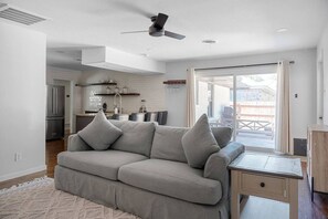 Smart TV, table football, ping pong