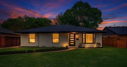 Play & Stay | Dallas Home w/ Gym + Gameroom + WiFi