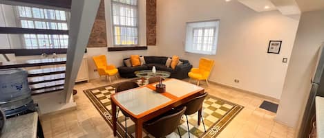 Appartement, 1 slaapkamer, uitzicht op stad | Woonkamer