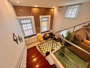 Apartment, 1 Bedroom, City View | Living room