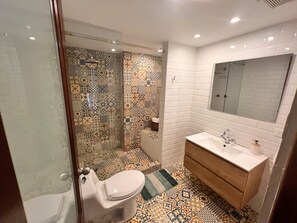 Apartment, 1 Bedroom, City View | Bathroom - Luxury Oasis in Panama's Casco Viejo (Panama City)