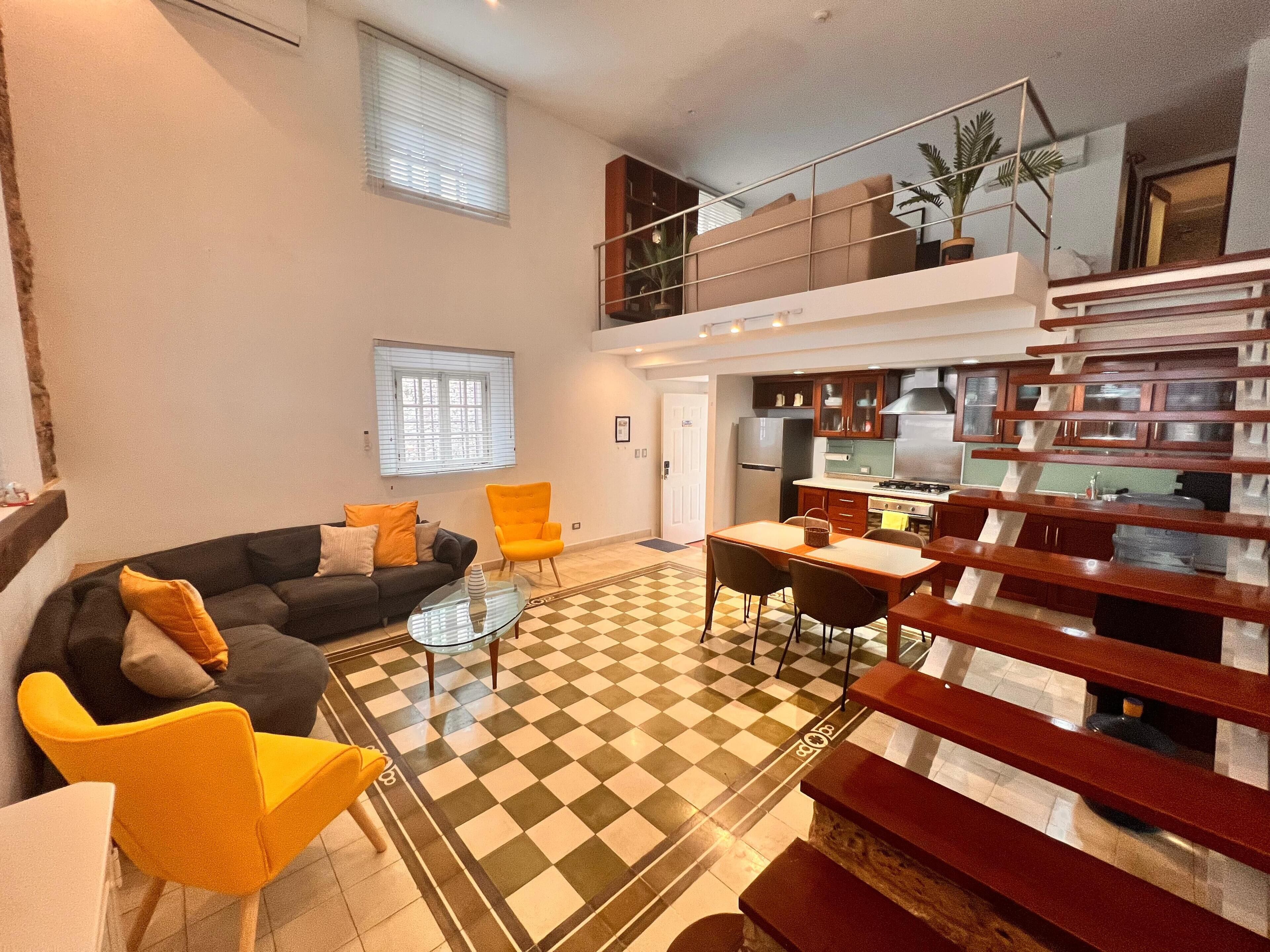 Apartment, 1 Bedroom, City View | Living room