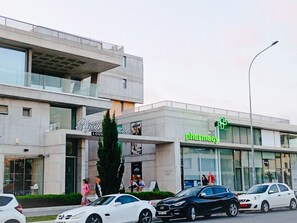 Esterni