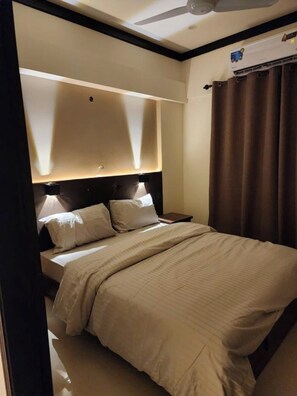 2 bedrooms