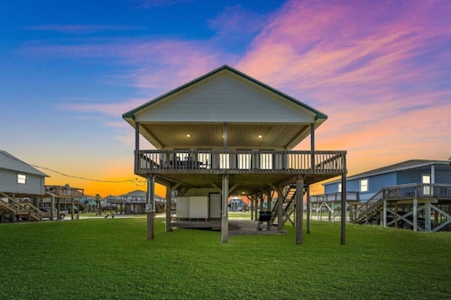 Beach House with Ocean Views, Deck & Firepit