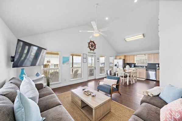 Smart TV, video games, books - Beach House with Ocean Views, Deck & Firepit (Surfside)