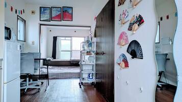 1 多间卧室、熨斗/熨衣板、WiFi、床单