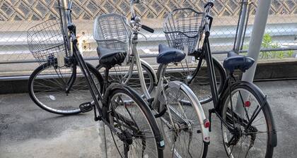 Near Dazaifu Tenmangu Shrine 5 persons 3 free bicycles