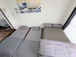 1 chambre, fer et planche à repasser, Wi-Fi, draps fournis