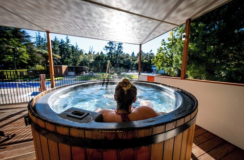 Beautiful Rural Retreat and Thermal Mineral Pools