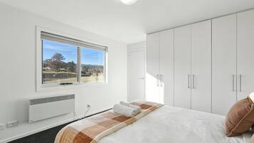 3 Schlafzimmer, Bügeleisen/Bügelbrett, Reisekinderbett, WLAN