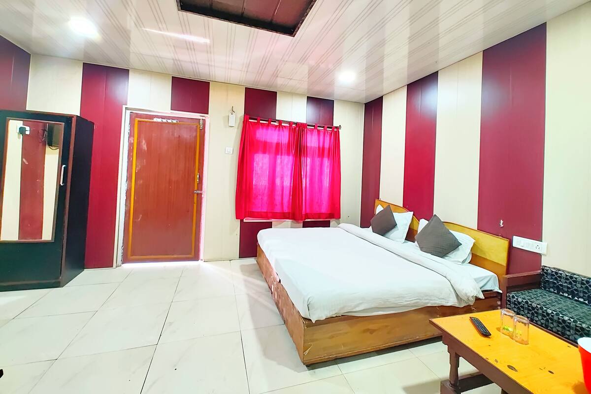 Deluxe Double Room, Berbilang Katil | Peti besi dalam bilik, kalis bunyi, Wi-fi percuma, cadar katil