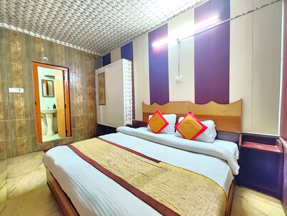 Hotel Neelam Raj Nainital