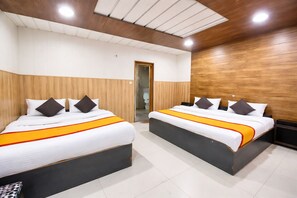 Deluxe Quadruple Room - Hotel Neelam Raj Nainital (Nainital)