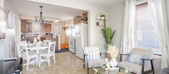 4-bedroom family home-Garden, Spa, BBQ, 3 free parking spaces!