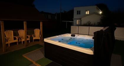4-bedroom family home-Garden, Spa, BBQ, 3 free parking spaces!