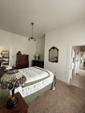 2 Schlafzimmer, Bügeleisen/Bügelbrett, kostenloses WLAN, Bettwäsche