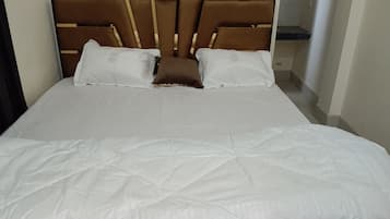 Rollaway beds, free WiFi, bed sheets