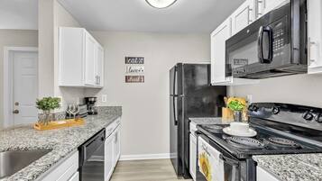 Microwave, oven, stovetop, dishwasher