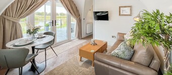 Lotties Lodge - UK49905