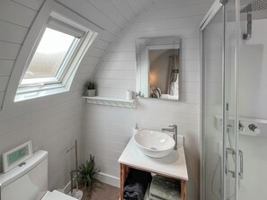 Towels - Lotties Lodge - UK49905 (Alvingham, near Louth)