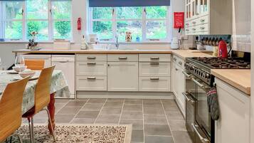 Dishwasher, highchair