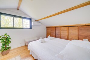 2 Schlafzimmer, Schreibtisch, Bügeleisen/Bügelbrett, kostenloses WLAN