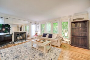 TV, DVD player, books, video library - Historic University Heights Home w/ Private Yard! (University Heights)