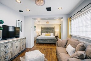 Interior - Old Town Suites of Scottsdale Unit 1 (Scottsdale)