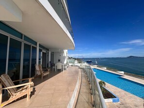 Apartment, 3 Bedrooms, Balcony, Garden View | Property grounds - Apartment in the Causeway Amador (Panama City)