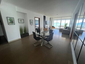 Appartement, 3 chambres, balcon, vue jardin | Intérieur