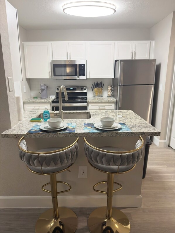 Microwave, oven, stovetop, dishwasher