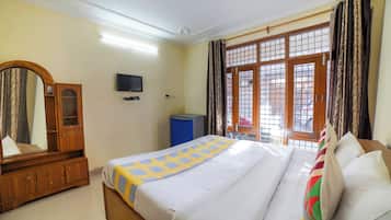 Deluxe tweepersoonskamer | Een bureau, geluiddichte muren, gratis wifi, beddengoed