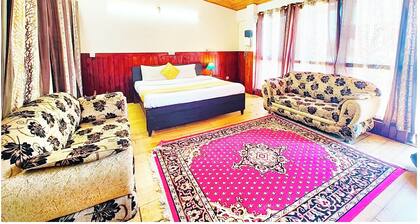 Hotel Star Inn Near Mall Road Nainital