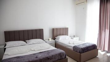 2 makuuhuonetta, Wi-Fi, vuodevaatteet