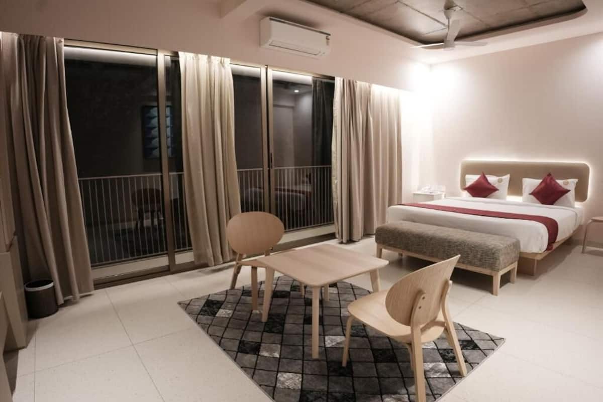 Suite Royal | Kedap suara, setrika/meja setrika, dan Wi-Fi gratis