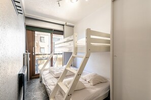 2 Schlafzimmer, Bügeleisen/Bügelbrett, Internetzugang