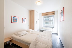 3 chambres, fer et planche à repasser, accès Internet