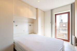 2 bedrooms, Internet