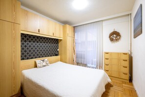 1 Schlafzimmer, Bügeleisen/Bügelbrett, kostenloses WLAN