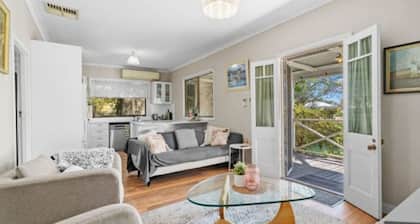 Estuary cottage, tranquil for that much needed get away.
