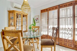 Dining - Apartment in Spain near Golden Sands Beach (Torremolinos)