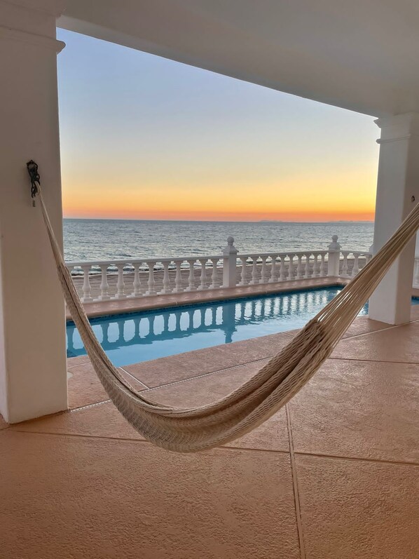 Outdoor pool - Casa Capri in Bahia de Kino Nuevo (Bahía de Kino)