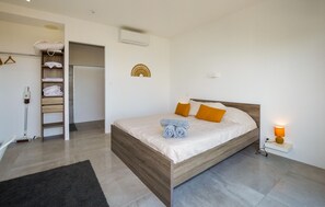 4 chambres, fer et planche à repasser, Wi-Fi gratuit