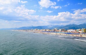 Beach - Stunning home in Camaiore with WiFi (Camaiore)